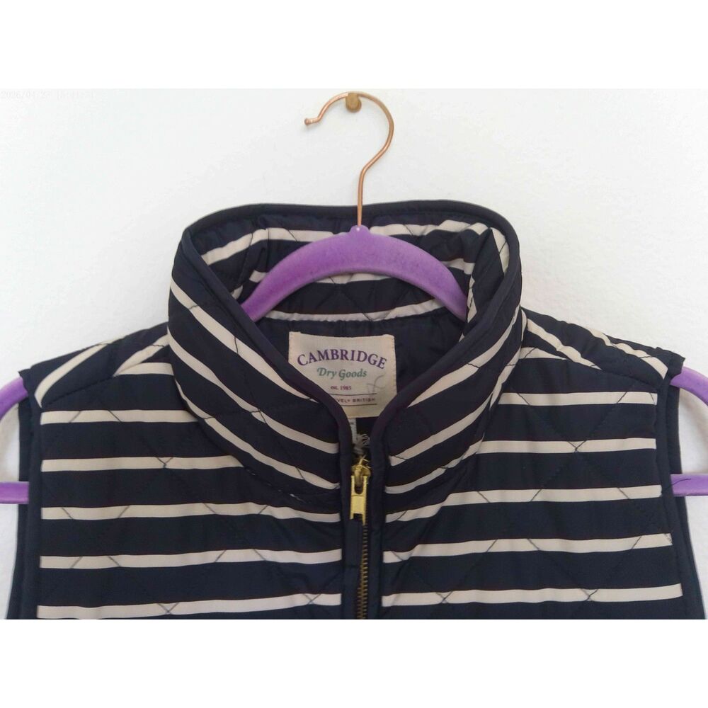 CAMBRIDGE DRY GOODS VEST - Picture 6 of 9